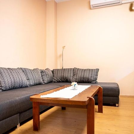 בודפשט Apartment Of Koezraktar מראה חיצוני תמונה